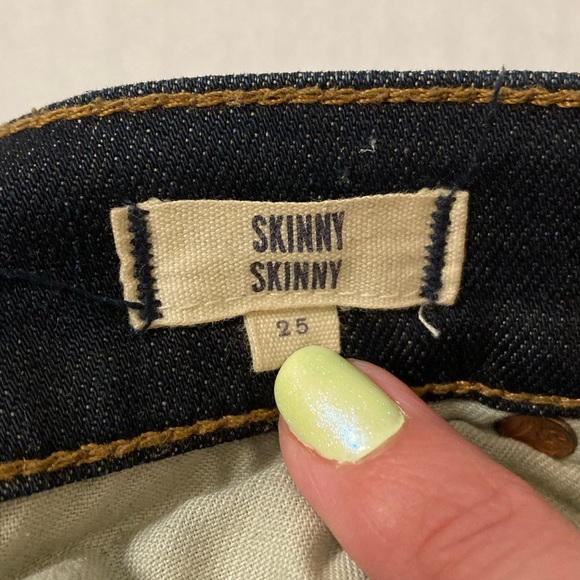 Madewell | Women’s Mid-Rise Skinny Skinny Jeans - Picture 9 of 12